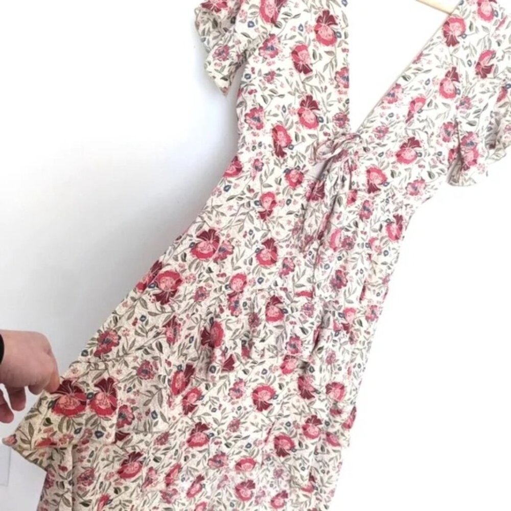 Nasty Gal High-Low Floral Dress - Effortlessly Chic & Flirty! Size 4  🍂